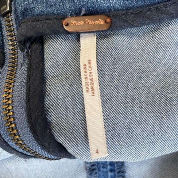 FREE PEOPLE Modern Femme Denim Mini Skirt Sz 4 - Picture 4 of 5